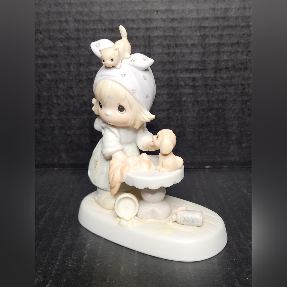 1983 Precious Moments 'This Is Your Day To Shine' Figurine #E-2822